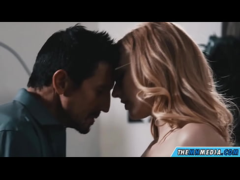 ❤️ ʻO ka moe kolohe me ka blonde slutty ❤️ Porn video ia makou ❤